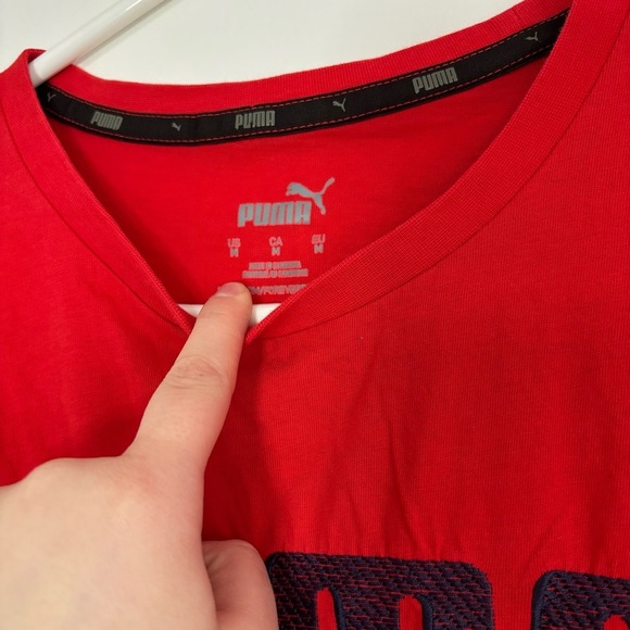 🎉4/30$🎉 Puma Red Graphic Logo T-Shirt - Medium ❤️ - Picture 2 of 4